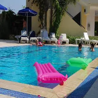 Artemis Apartahotel 3*