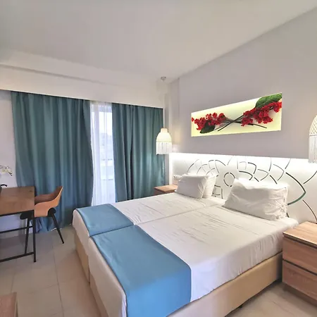 Artemis Apart-hotel 3*